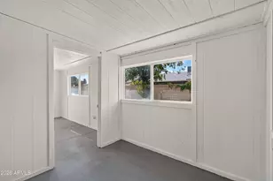 247 E Chilton Dr, Tempe, AZ 85283 - Photo 35