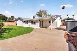 247 E Chilton Dr, Tempe, AZ 85283 - Photo 43