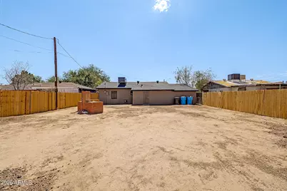 122 W Roeser Road, Phoenix, AZ 85041 - Photo 23