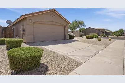 26249 N 43rd Place, Phoenix, AZ 85050 - Photo 29