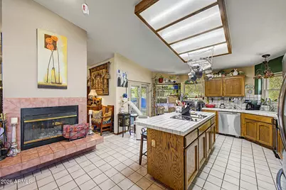 1978 E Greenway Road, Phoenix, AZ 85022 - Photo 17