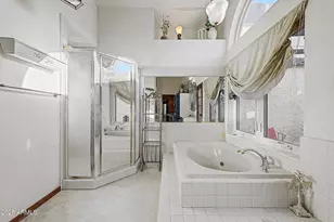 1978 E Greenway Rd, Phoenix, AZ 85022 - Photo 27