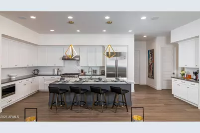10 W Frier Drive, Phoenix, AZ 85021 - Photo 13
