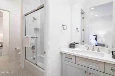 10 W Frier Drive, Phoenix, AZ 85021 - Photo 29