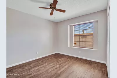 5424 W Cochise Drive, Glendale, AZ 85302 - Photo 11