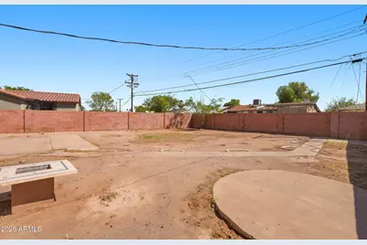 4601 N 50th Avenue, Phoenix, AZ 85031 - Photo 25