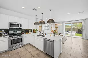 8947 W Solano Dr, Glendale, AZ 85305 - Photo 11