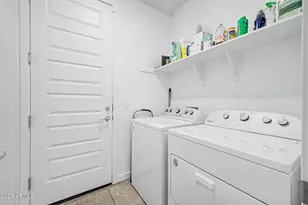 8947 W Solano Dr, Glendale, AZ 85305 - Photo 23