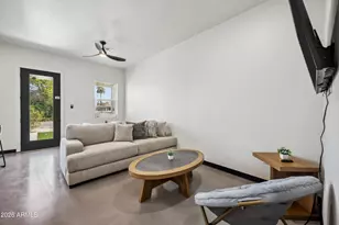 4136 North 11th St, Phoenix, AZ 85014 - Photo 7