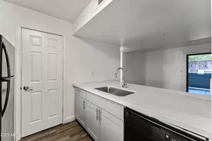 3065 N 67th Ave, Phoenix, AZ 85033 - Photo 5