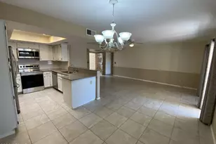 19086 N 97th Ln, Peoria, AZ 85382 - Photo 7