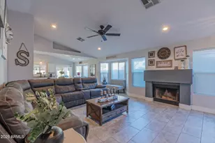 23658 N 36th Dr, Glendale, AZ 85310 - Photo 9