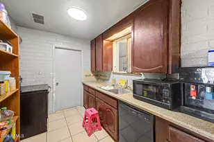 6020 N 31st Dr, Phoenix, AZ 85017 - Photo 7