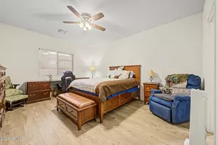 18346 N Desert Willow Dr, Maricopa, AZ 85138 - Photo 11