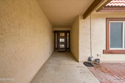 5210 E Saguaro Circle, Phoenix, AZ 85044 - Photo 11