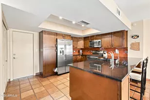 5210 E Saguaro Cir, Phoenix, AZ 85044 - Photo 13