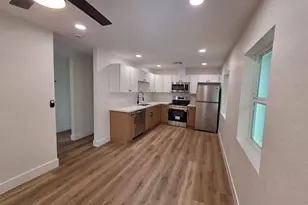 824 N 11th Ave, Phoenix, AZ 85007 - Photo 3
