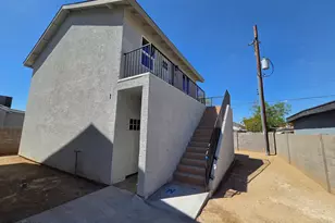 824 N 11th Ave, Phoenix, AZ 85007 - Photo 1