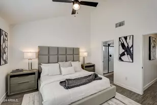 3645 E Earll Dr, Phoenix, AZ 85018 - Photo 15