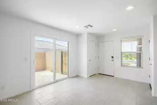25013 N 174th Ln, Surprise, AZ 85387 - Photo 7