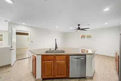 3224 E Sweetwater Avenue, Phoenix, AZ 85032 - Photo 11