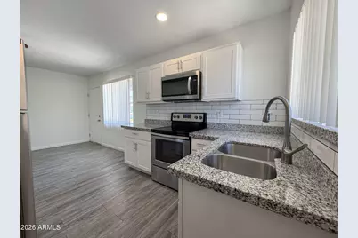 1346 E Willetta Street #4, Phoenix, AZ 85006 - Photo 11