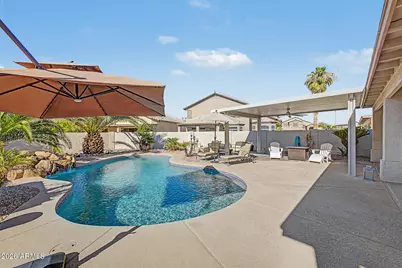 13842 W Windsor Avenue, Goodyear, AZ 85395 - Photo 41