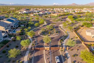 21019 N 60th Ter, Phoenix, AZ 85054 - Photo 45