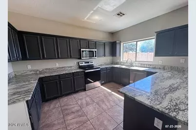 10629 E Wallflower Lane, Florence, AZ 85132 - Photo 9