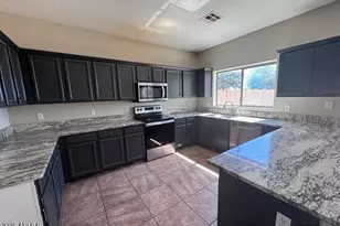 10629 E Wallflower Ln, Florence, AZ 85132 - Photo 9