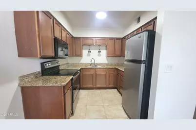 1702 W Tuckey Lane #215, Phoenix, AZ 85015 - Photo 15