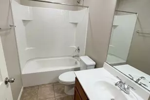 7123 N 72nd Dr, Glendale, AZ 85303 - Photo 13