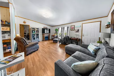 33250 S Melanie Lane, Black Canyon City, AZ 85324 - Photo 7