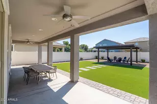 2437 E Alta Vista Rd, Phoenix, AZ 85042 - Photo 25