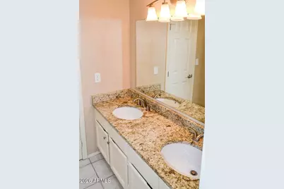 5023 E Siesta Drive #Unit 1, Phoenix, AZ 85044 - Photo 11