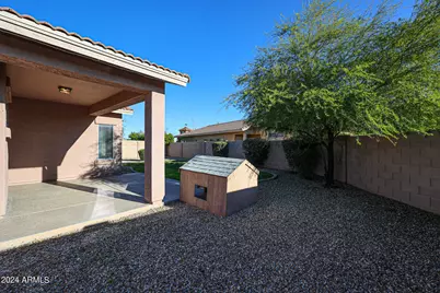 15301 N 138th Lane, Surprise, AZ 85379 - Photo 27