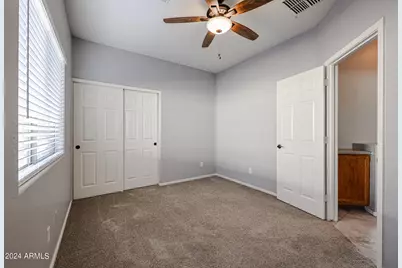 15301 N 138th Lane, Surprise, AZ 85379 - Photo 19