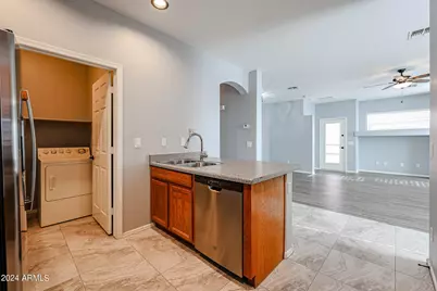 15301 N 138th Lane, Surprise, AZ 85379 - Photo 7