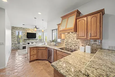 14414 N 17th Place, Phoenix, AZ 85022 - Photo 13