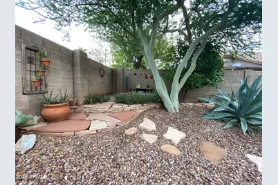 147 E Palo Blanco Way, Gilbert, AZ 85296 - Photo 21