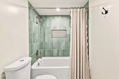 3737 E Turney Avenue #226, Phoenix, AZ 85018 - Photo 13