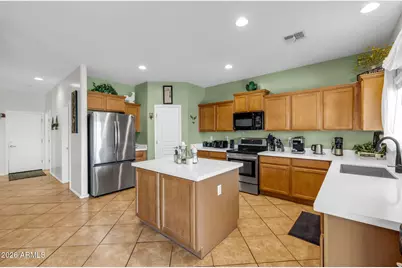 17323 W Ironwood Street, Surprise, AZ 85388 - Photo 15