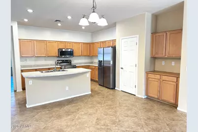 3131 E Silversmith Trail, San Tan Valley, AZ 85143 - Photo 7