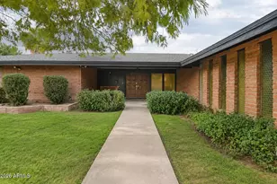 1042 E 3rd St, Mesa, AZ 85203 - Photo 5