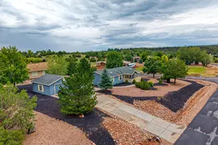 7054 Stagecoach Pass, Show Low, AZ 85901 - Photo 1