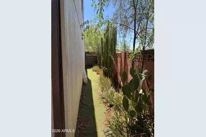 4002 W San Juan Avenue, Phoenix, AZ 85019 - Photo 33