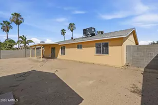 3427 E Helena Dr, Phoenix, AZ 85032 - Photo 7