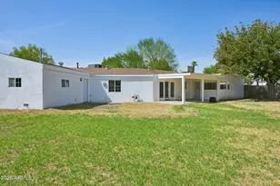 1121 W Bethany Home Rd, Phoenix, AZ 85013 - Photo 39