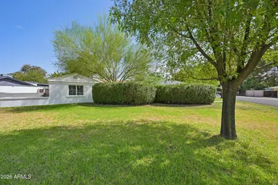 1121 W Bethany Home Road, Phoenix, AZ 85013 - Photo 41