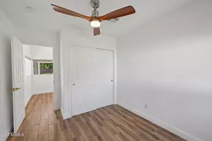 1121 W Bethany Home Rd, Phoenix, AZ 85013 - Photo 19